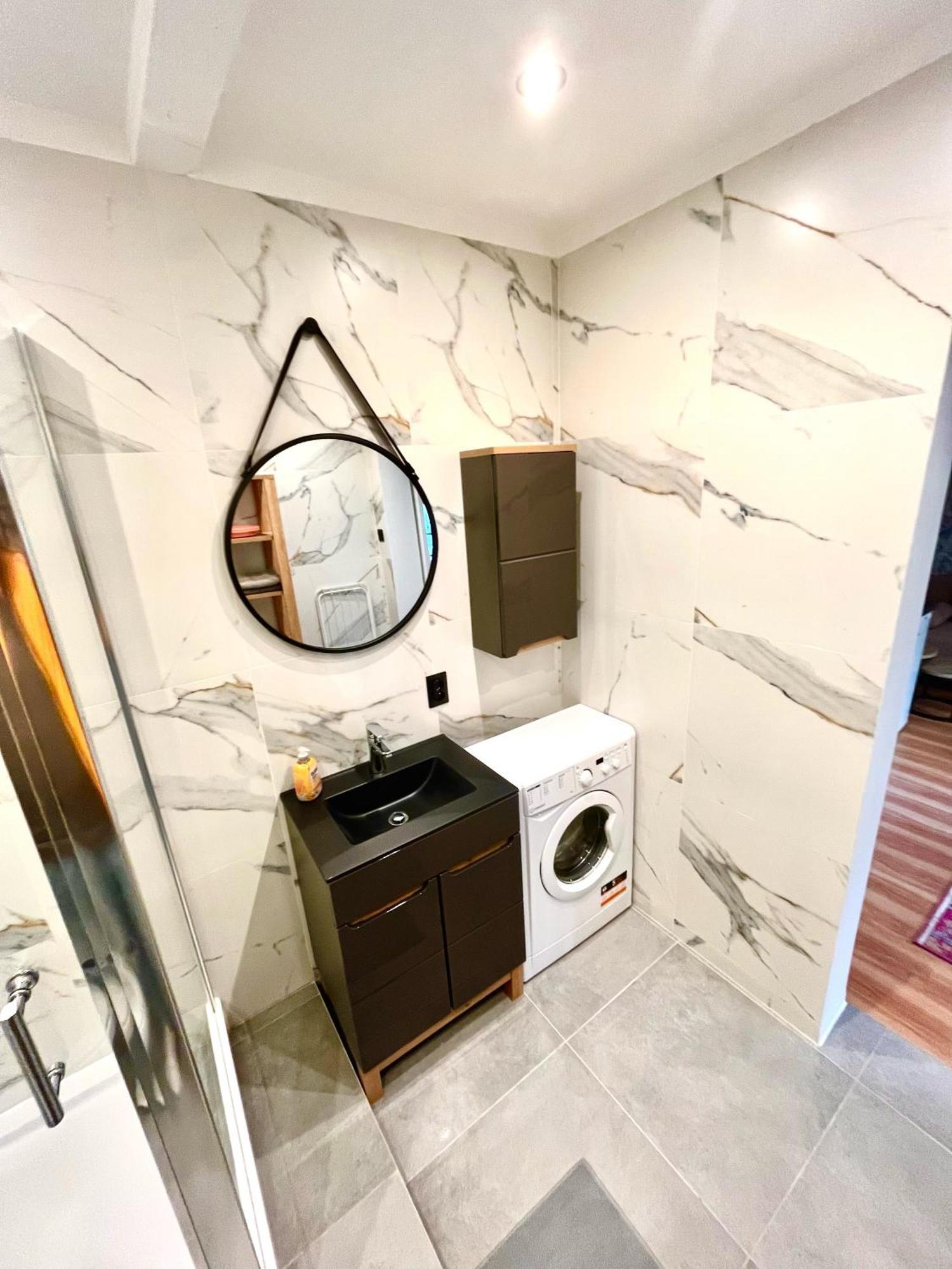 Studio Apartment 2