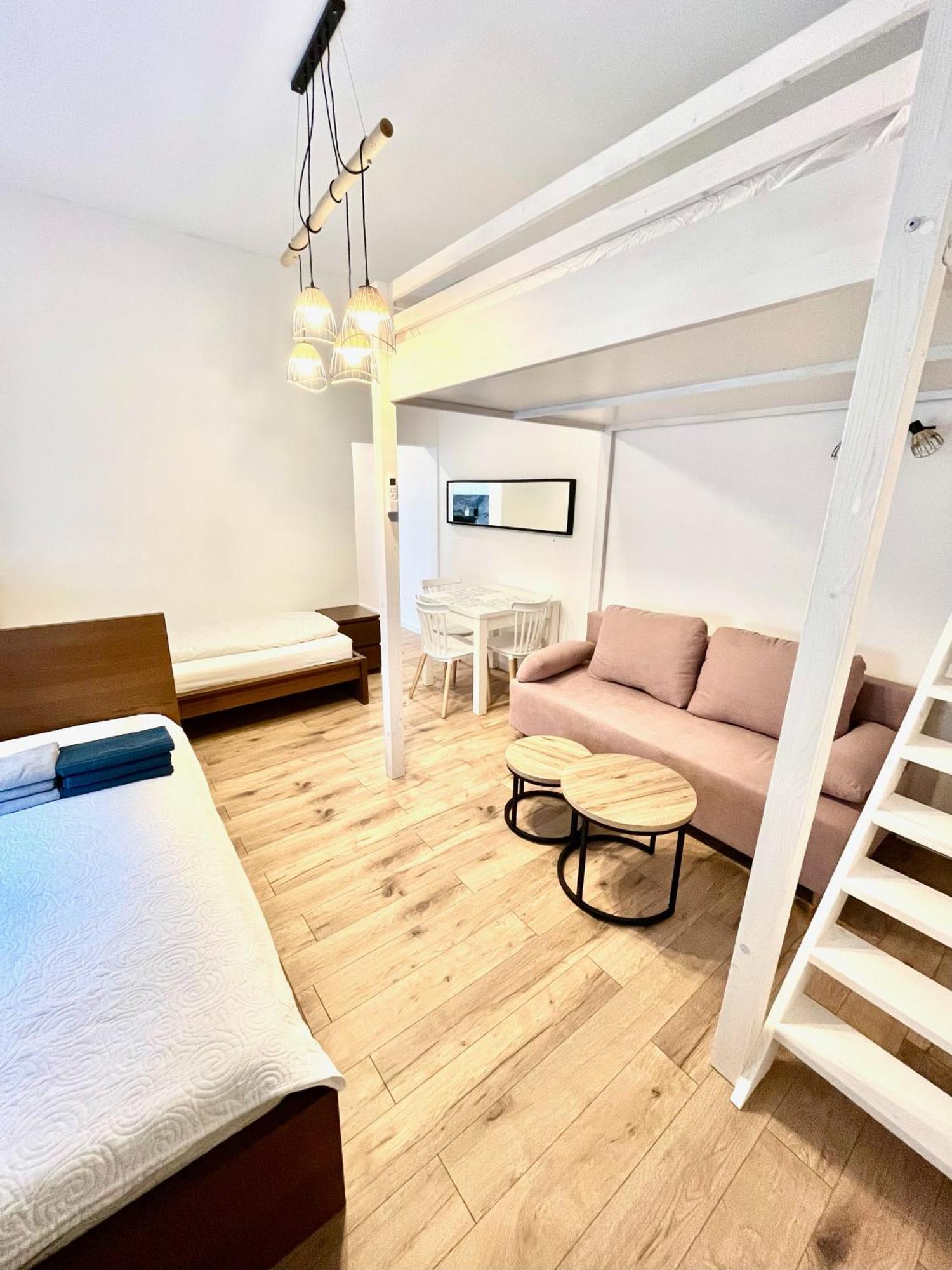 Studio Apartment